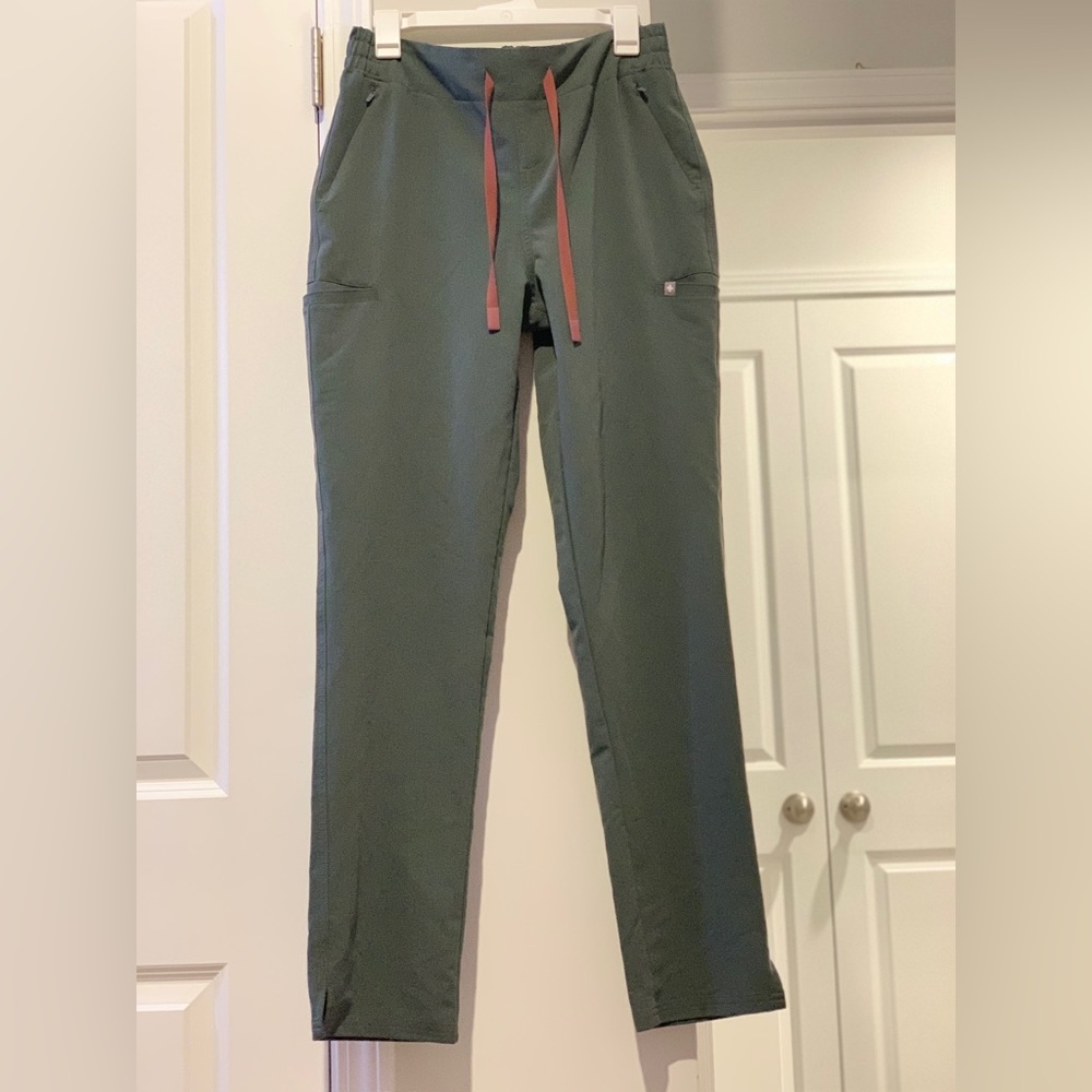 Figs Bonsai Yola High Waisted Scrub Pants